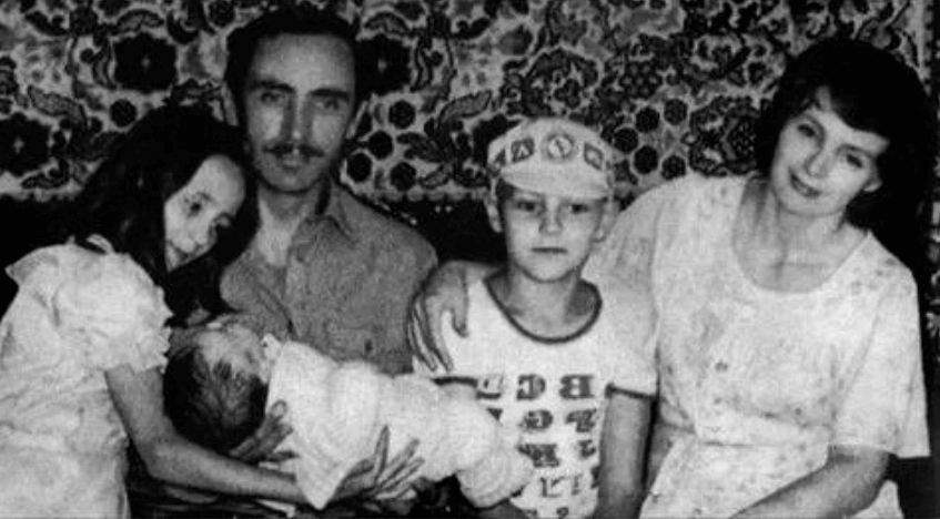 Джохар Дудаев с семьей